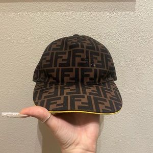 Fendi hat size large